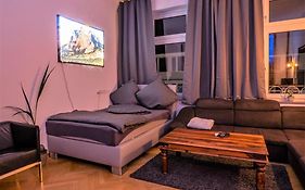 #213 Lux-Room - Zentrum Neuss - Naehe Duesseldorf Messe Mit Netflix & Prime