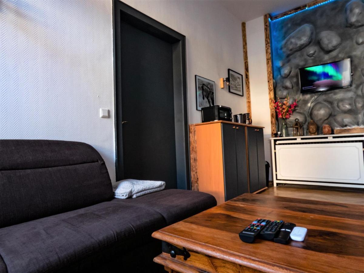 #213 Lux-Room - Zentrum Neuss - Naehe Duesseldorf Messe Mit Netflix & Prime Buitenkant foto
